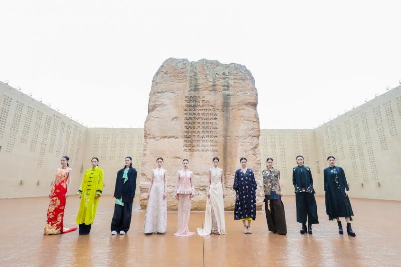 “牟”定中原:2025首届中国国风时尚周书写“文化+ 文旅+产业”融合新范本