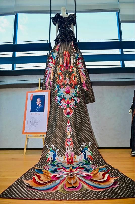 “牟”定中原:2025首届中国国风时尚周书写“文化+ 文旅+产业”融合新范本